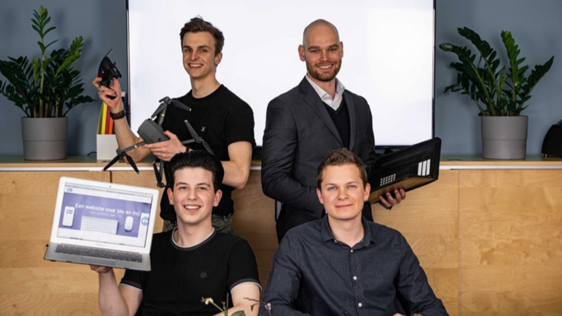 Het team van EWVO aan het werk